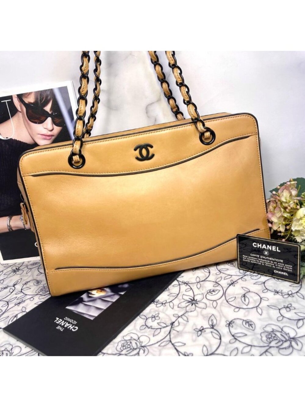Chanel Chain CC Logo Tote Beige